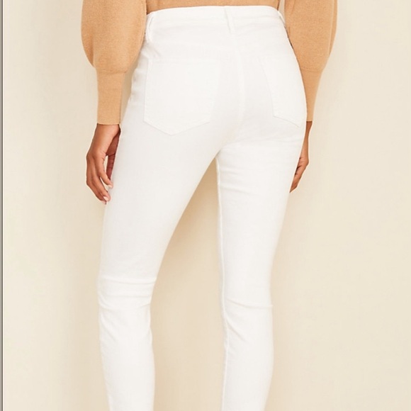 NWT ANN TAYLOR THE SKINNY WHITE JEAN - Picture 2 of 9